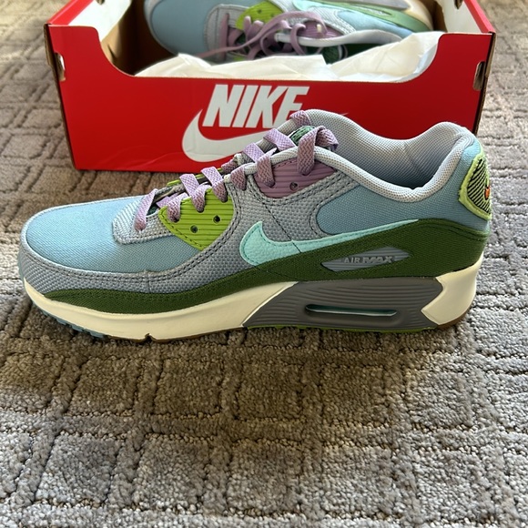 Nike sun club air max’s - Picture 4 of 5